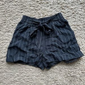 Lightweight Tie Waist Shorts